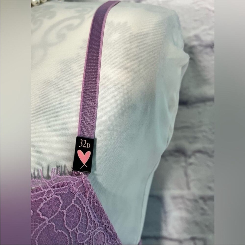 Victoria’s Secret rose embroidered push up bra top new size 32 D purple - Picture 4 of 12